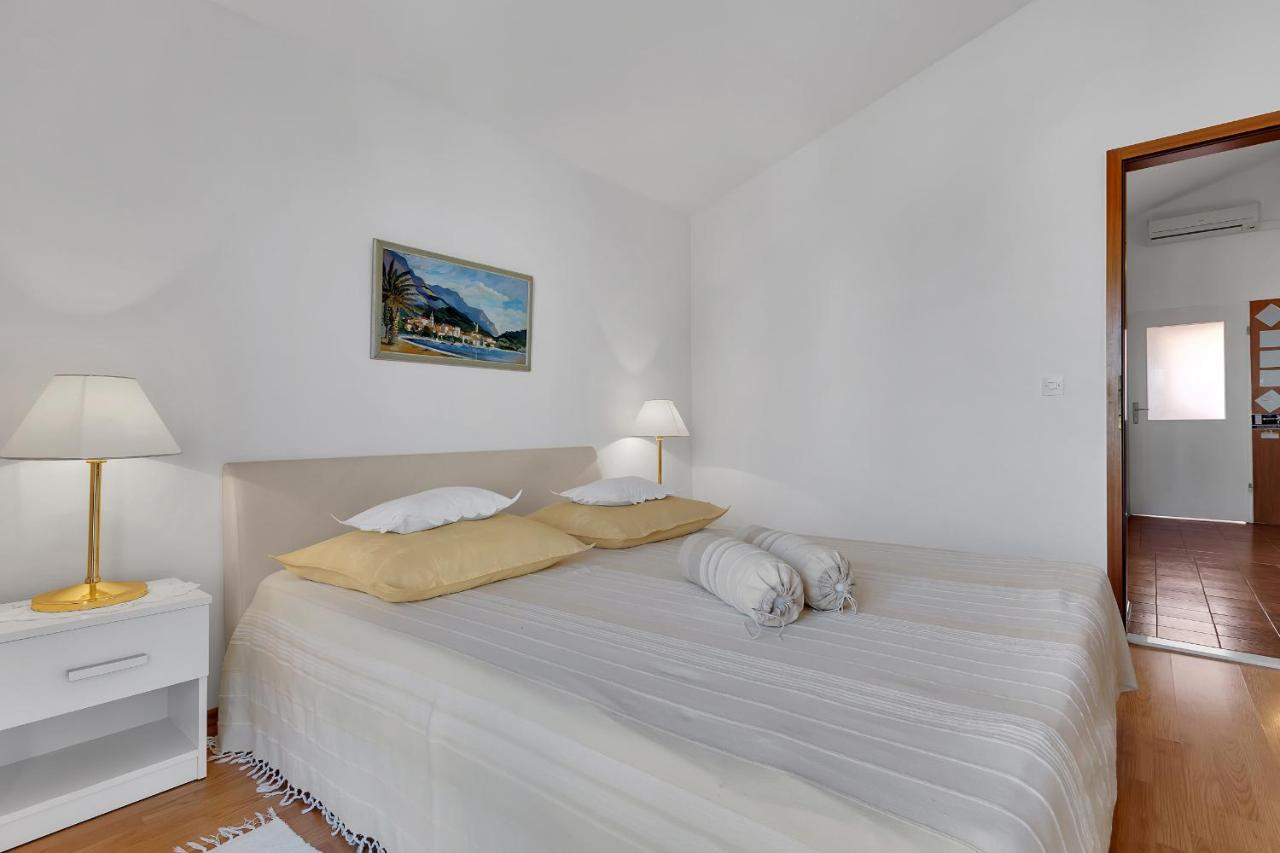 Apartments Paunovic Makarska Exterior foto