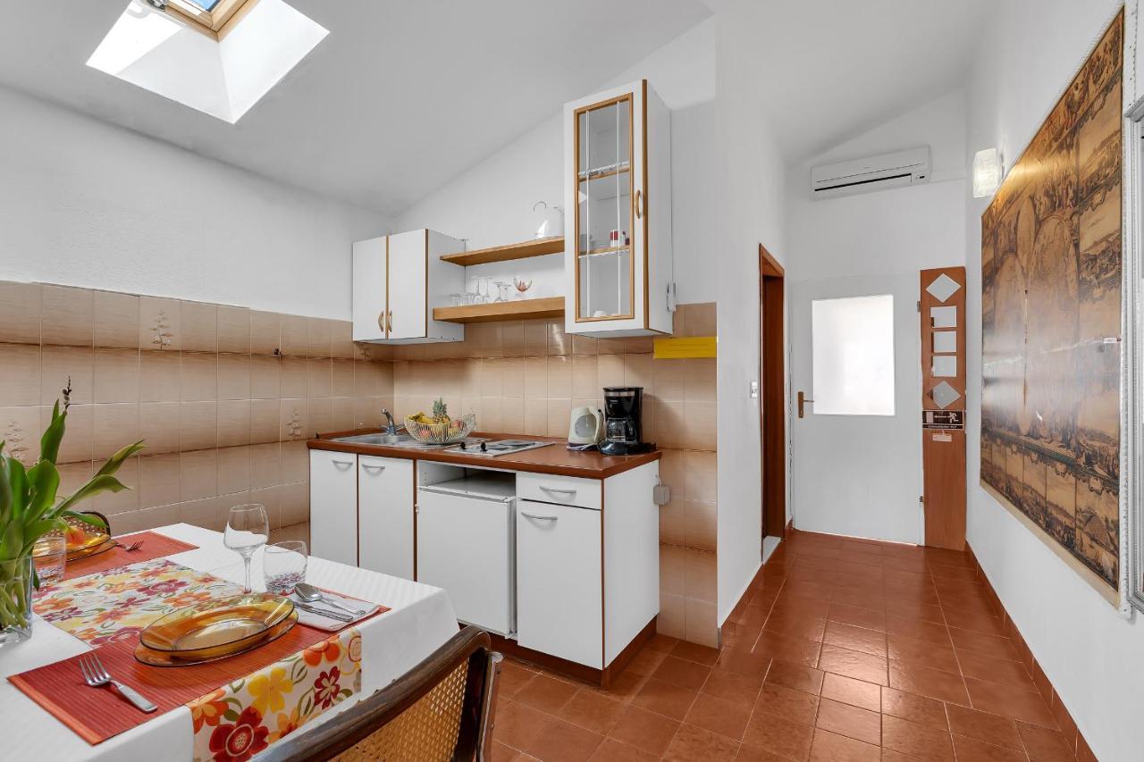 Apartments Paunovic Makarska Exterior foto