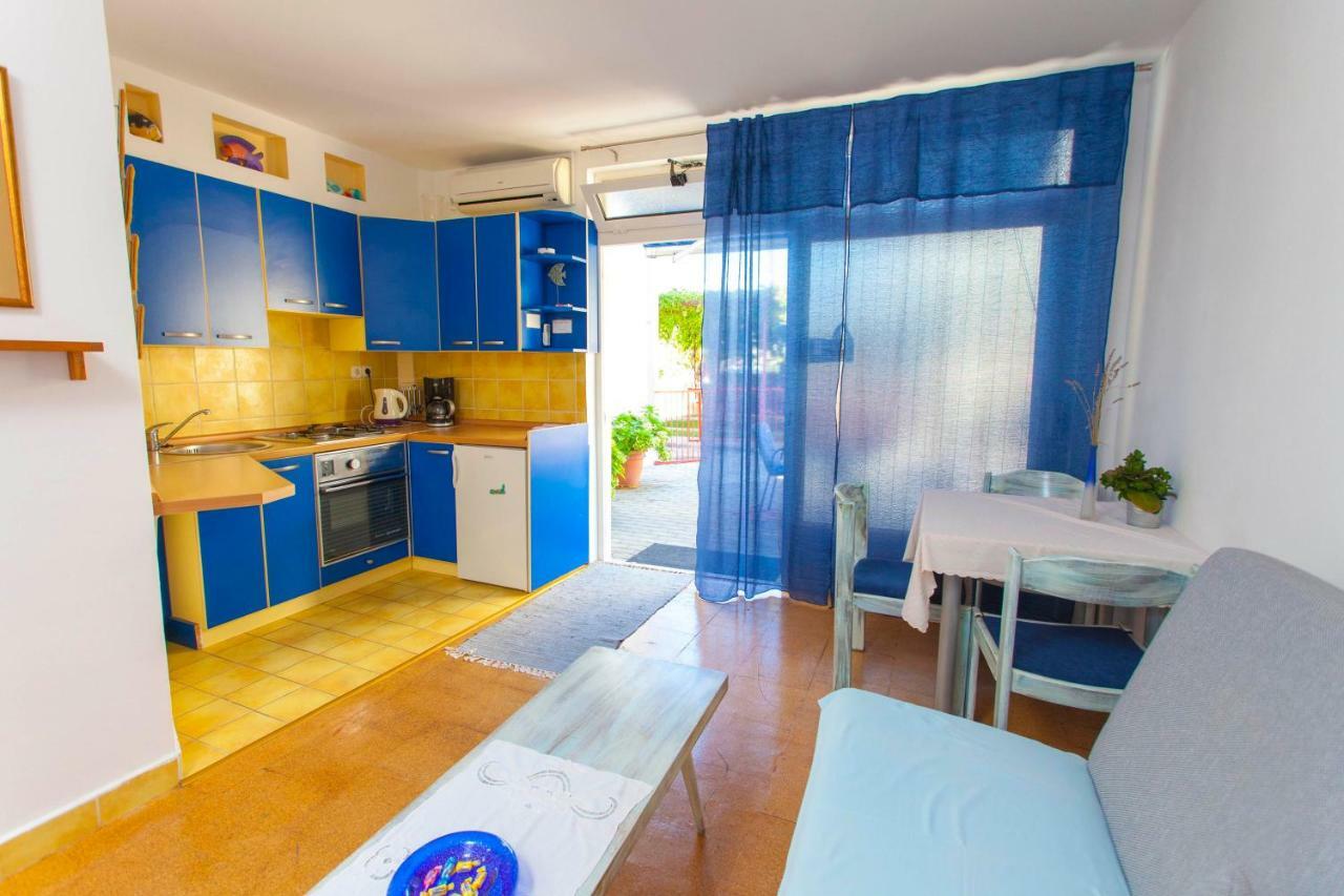 Apartments Paunovic Makarska Exterior foto